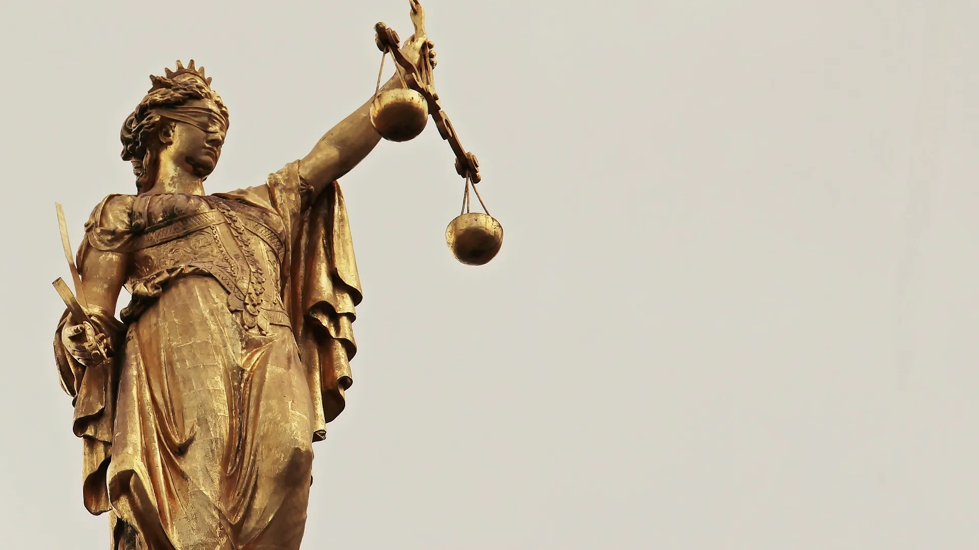 Rubrik_Politik_und_Recht_.Pixabay_justitia-2597016_1920
